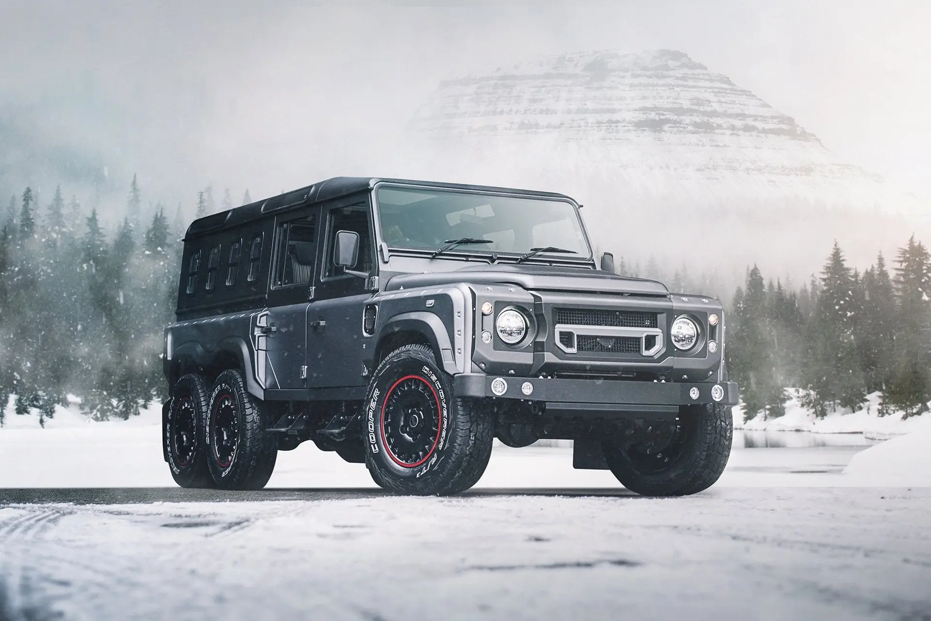 Land Rover Defender (1991-2016) Alloy Wheels - Huntsman 1945 Retro Classic - Image 13