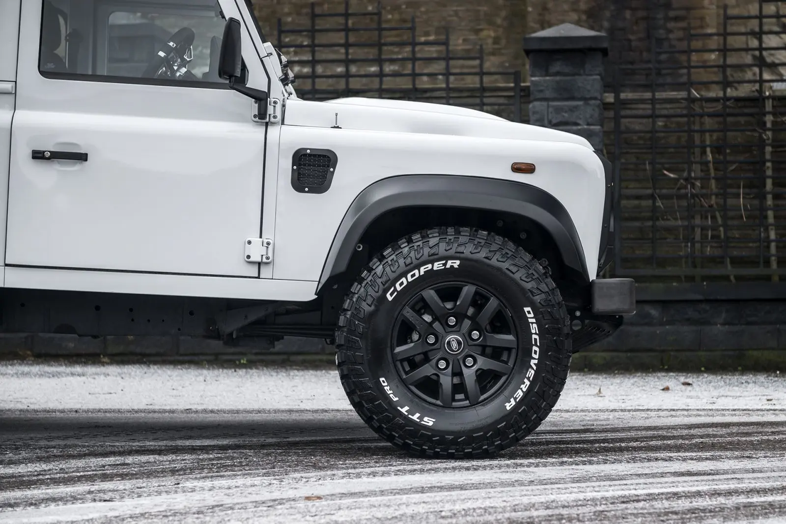 LAND ROVER DEFENDER 90 (1991-2016) WIDE FOREST WHEEL ARCHES - Image 7